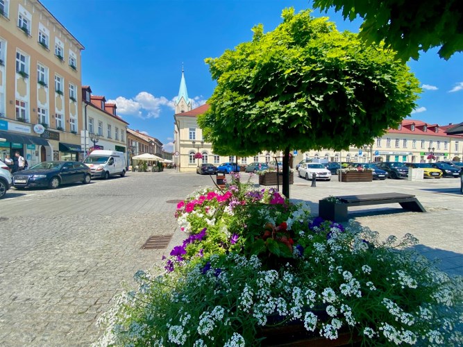 OŚWIĘCIM CENTRUM | DO WYNAJĘCIA DUŻY LOKAL O POW. 