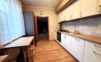 kuchnia -widok na pokój